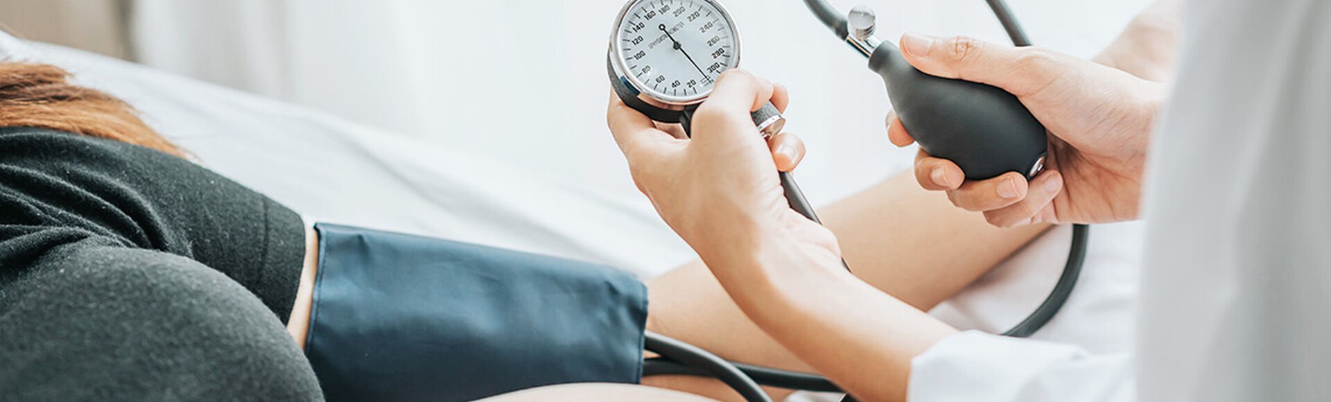 Presión arterial ideal durante tu embarazo  | Más Abrazos by Huggies